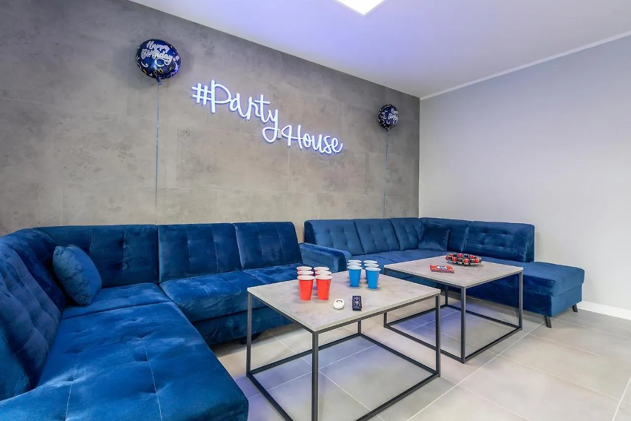 Appartamento #Partyhouse Poznan Wilda 0*,  Polonia
