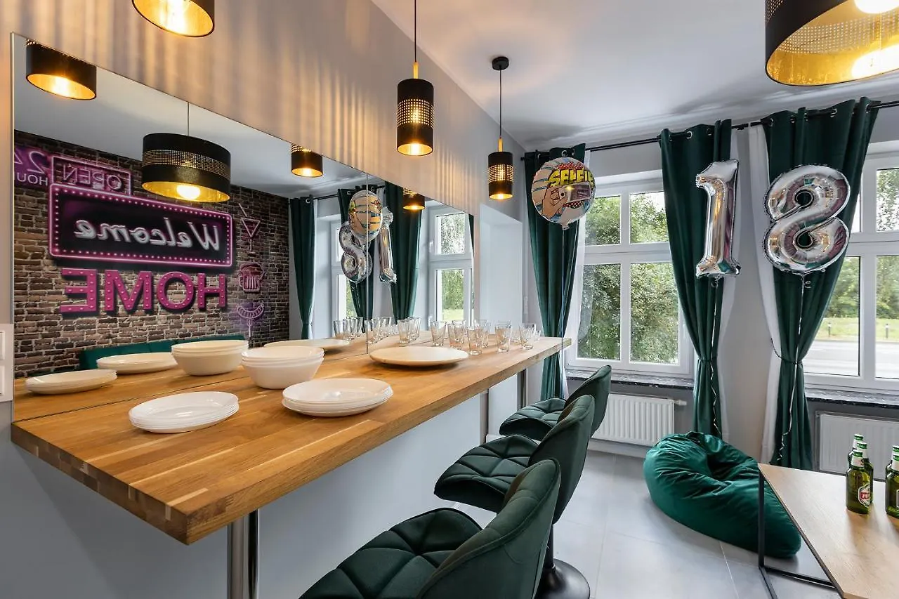 Appartamento #Partyhouse Poznan Wilda